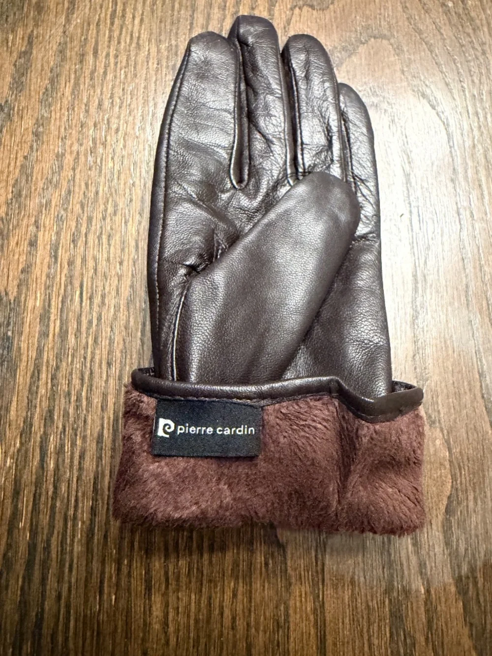 NWOT Pierre Cardin Women’s Leather Gloves Bow Accent Brown - Size S